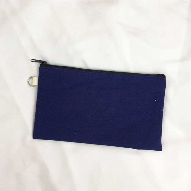 Navy blau