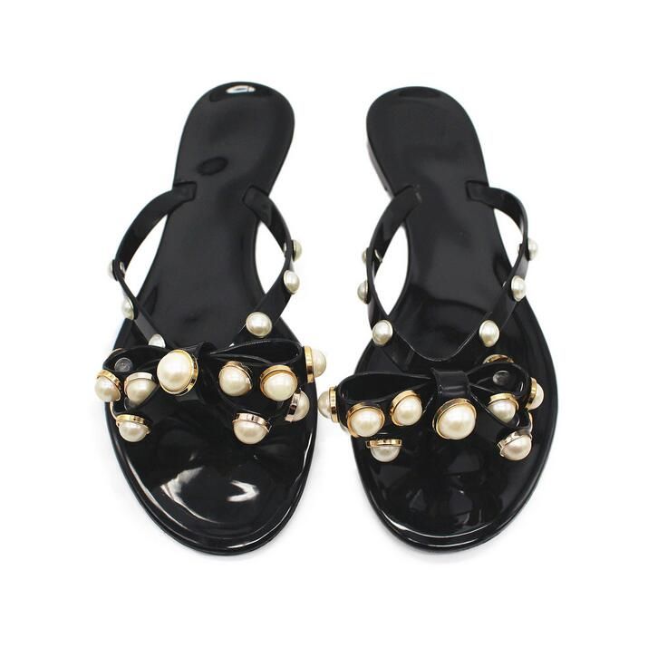 cute comfortable flip flops