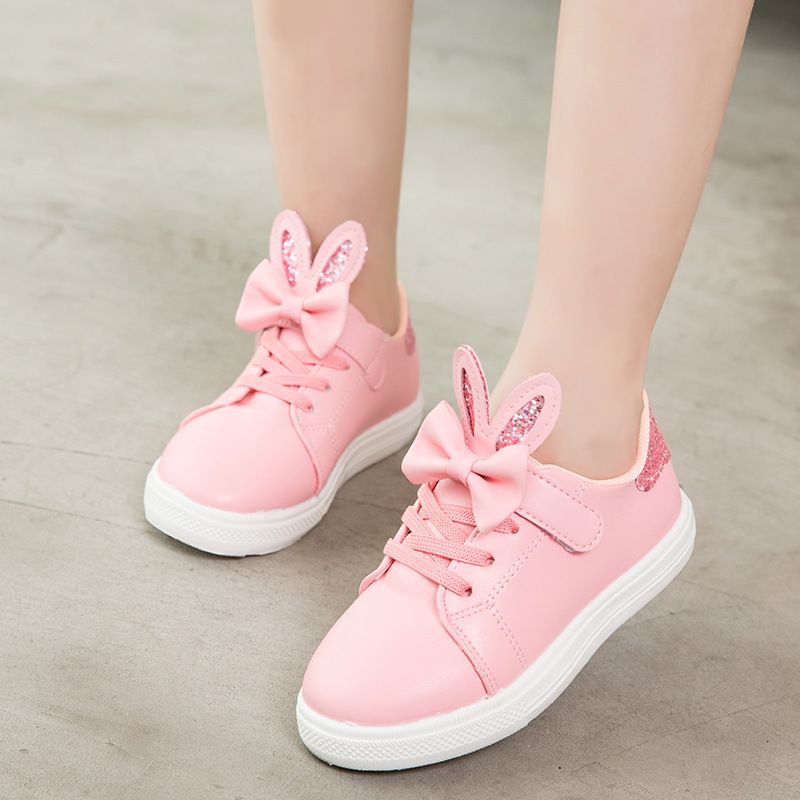 girl pink shoes