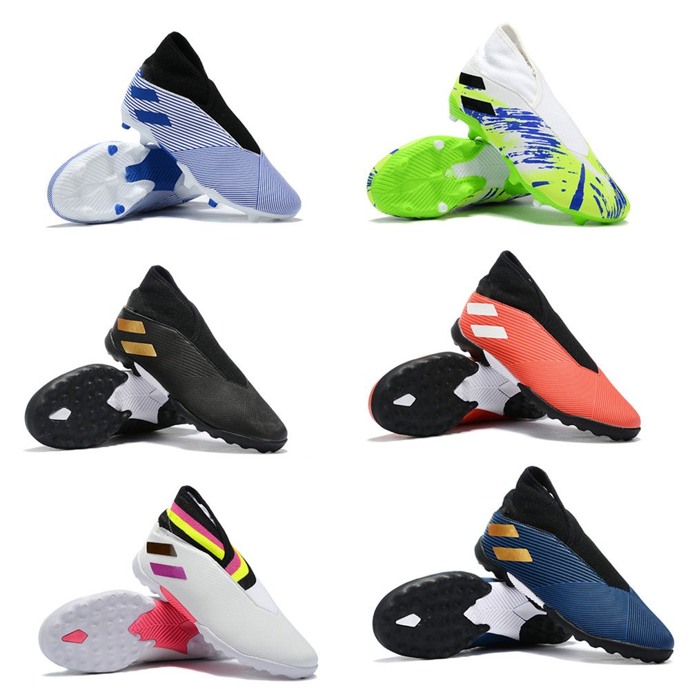 indoor soccer shoes laceless