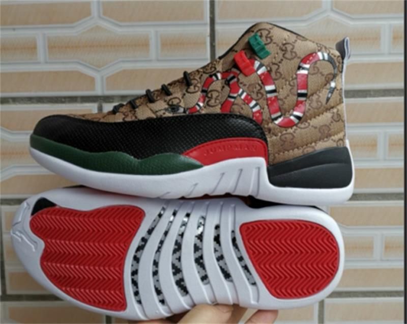 snake tennis shoes