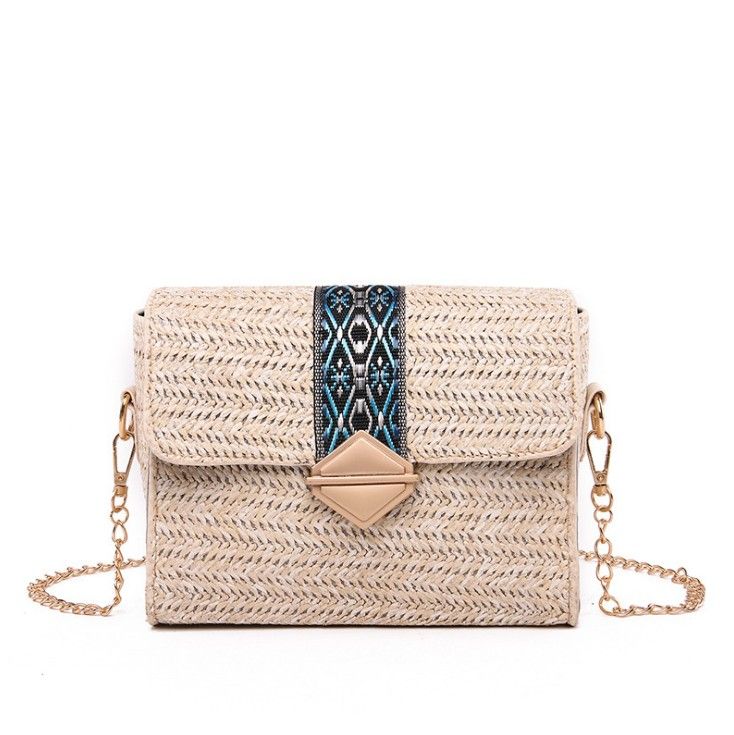 beach bag teenage girl