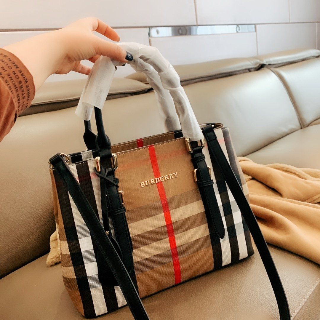popular burberry bags