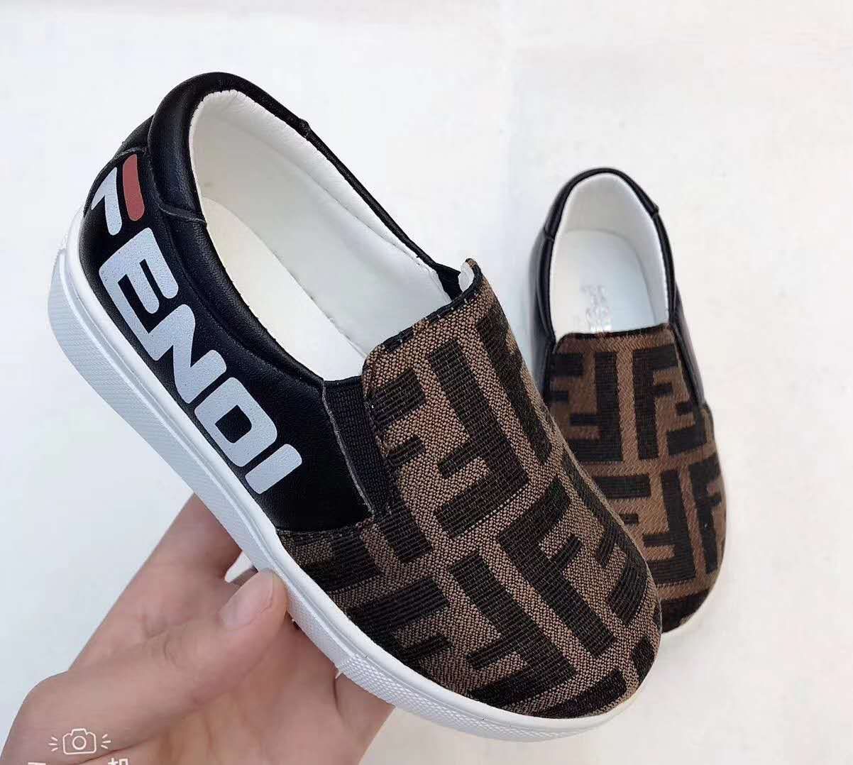 sneakers marque pas cher