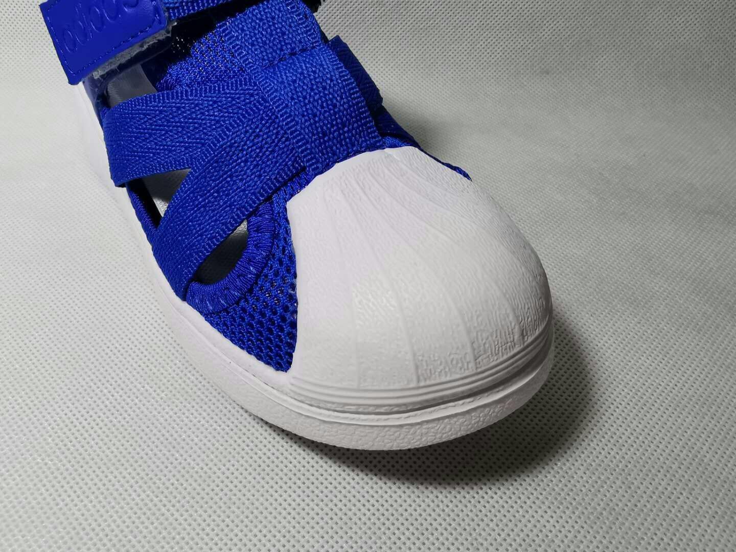 Großhandel Adidas Designer Kinder Sandalen Schuhe Kinder Superstar Schuhe Weich Atmungsaktiv Bequem Baby Jungen Mädchen Jungen Kid Strand Sandale Von Großhandel Adidas Designer Kinder Sandalen Schuhe Kinder Superstar Schuhe Weich Atmungsaktiv Bequem Baby Jungen Mädchen Jungen Kid Strand Sandale Von
