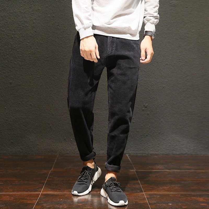 Compre Jeans Menores Otoño Invierno Moda Hombres Negro Fija Fit Casual  Corduroy Harem Pantalones Grandes Tamaño 28 42 Estilo Coreano Hip Hop Lápiz  A 29,02 € Del Piaocloth | Es.Dhgate.Com