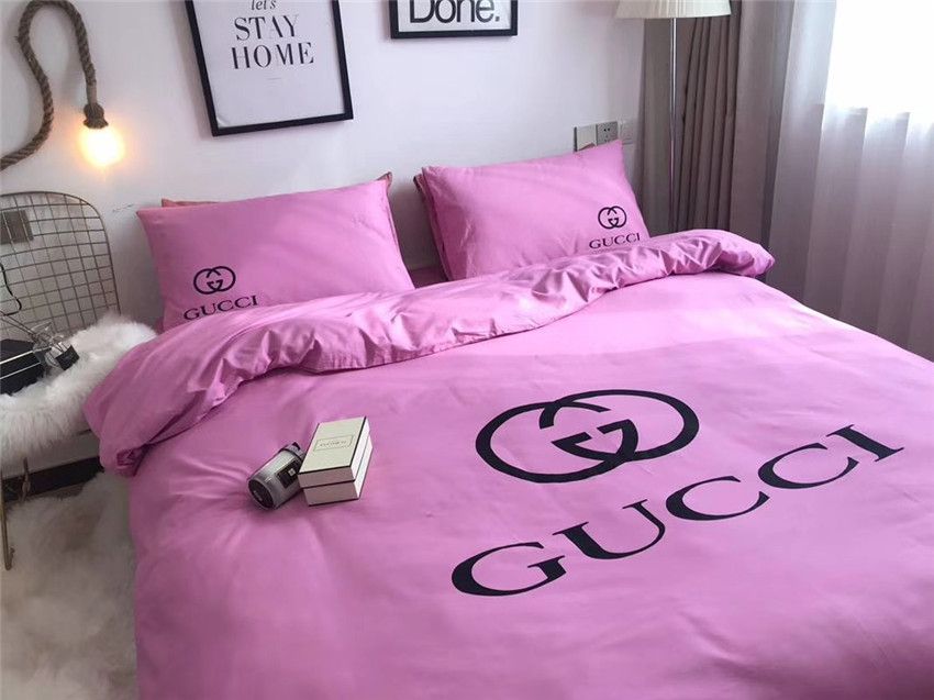 Wholesale Hot Sale Bedding Suit Pink Letter Print Bedding Sets