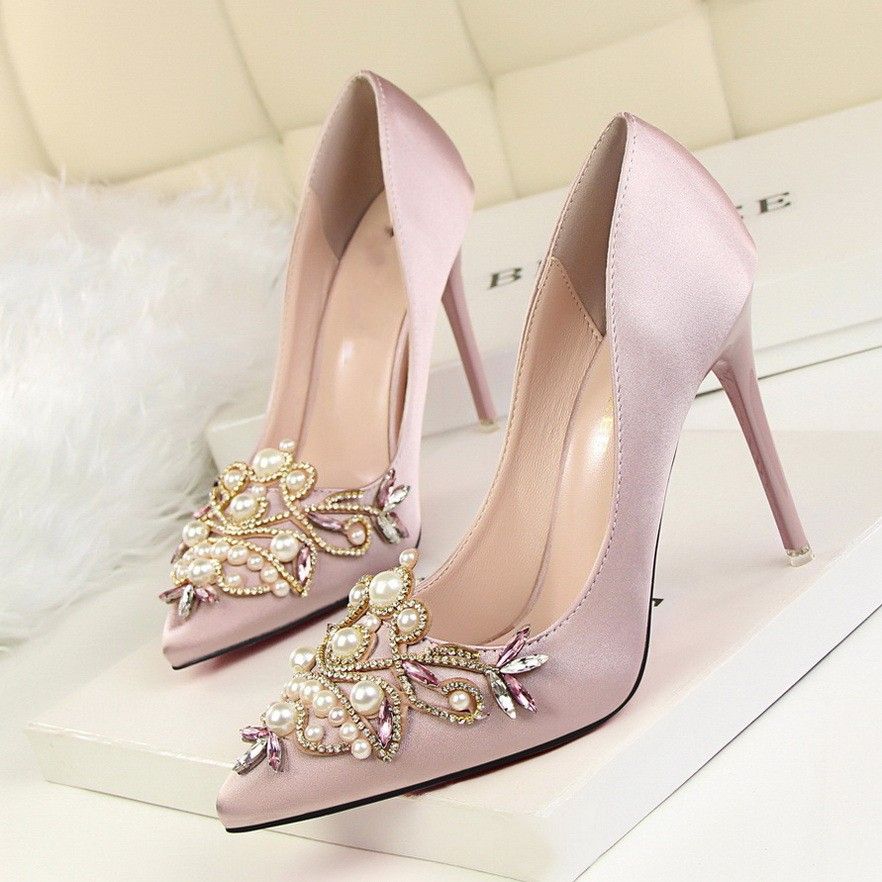 Koop Dames Designer Shoes Comfortabele Bruiloft Bruids Schoenen  Schapenvacht Hoge Hakken Schoenen Voor Bruiloft 2019 Nieuwe Avondfeest  Promkleding Goedkoop | Snelle Levering En Kwaliteit | Nl.Dhgate