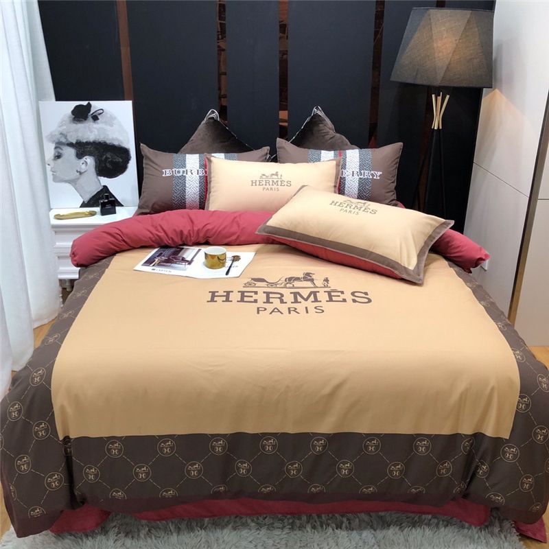 H Letter Horse Bedding Cover Fashion Brown Queen Size Bed Cover