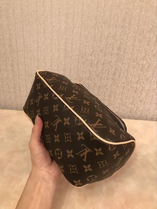 Men's Leather Toiletry Bag Designer