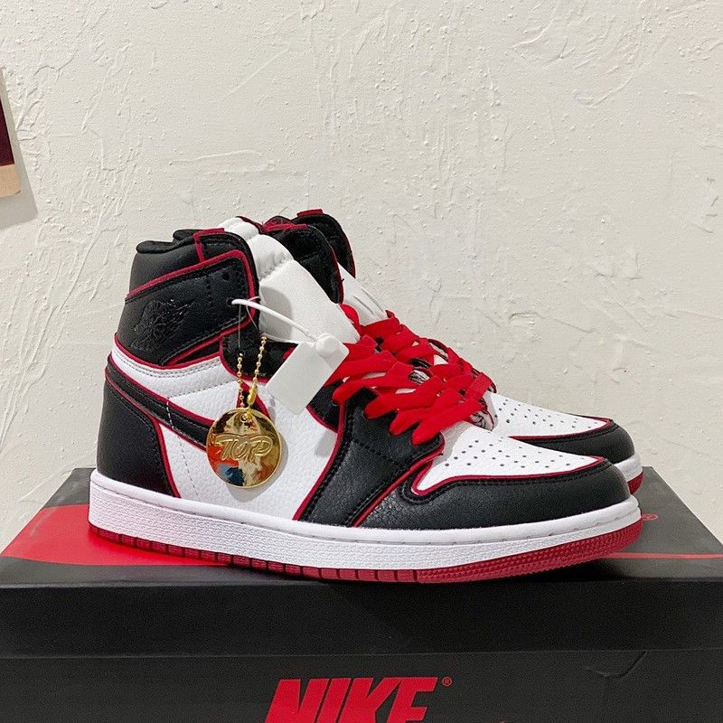 Compre Nike Air Jordan 1 AJ1 Nueva 1 Zapatos Bloodline Alta OG Baloncesto  Calidad Hombres 1s Negro Dedo Del Pie Rojos US7 13 Tamaño Hombres  Entrenadores Deportivos Zapatillas Deporte Caja A 147,1