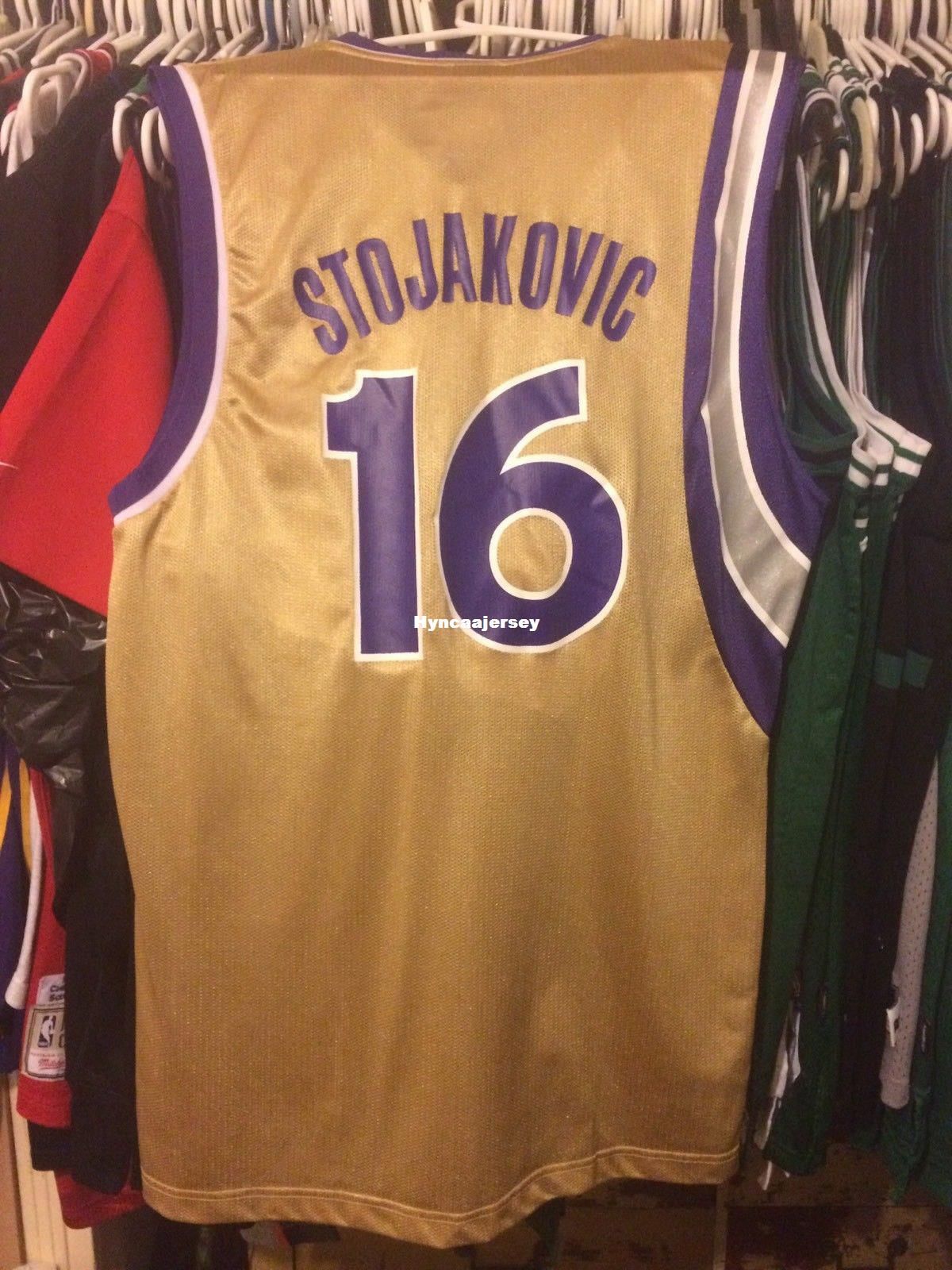 peja stojakovic jersey