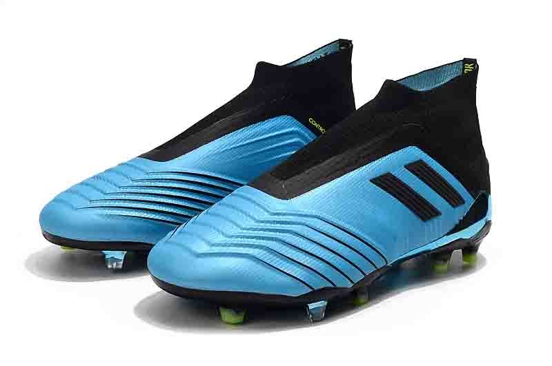 blue laceless predators