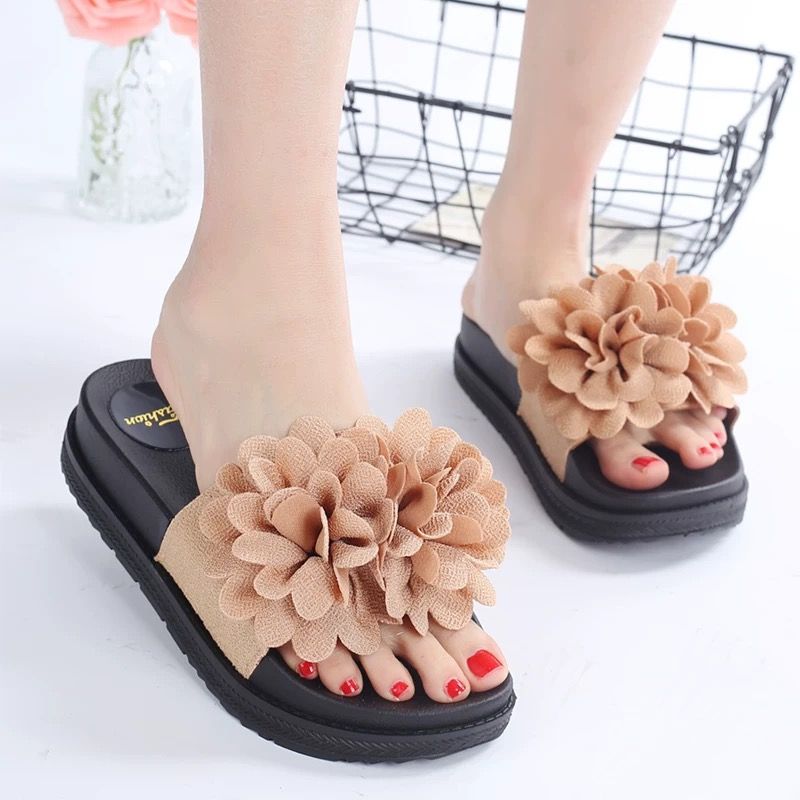 MEIZOKEN Women Summer Slippers Fashion Designer Flower Beach Flip Flops Lady Slippers Casual Flat Heel Shoes
