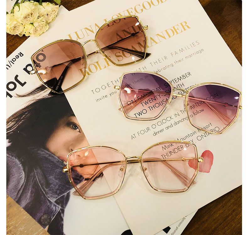 occhiali da sole lenti colorate trasparenti