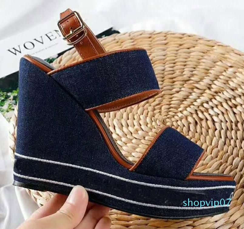 sapatos clássicos femininos