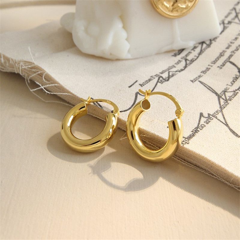 18k gold color