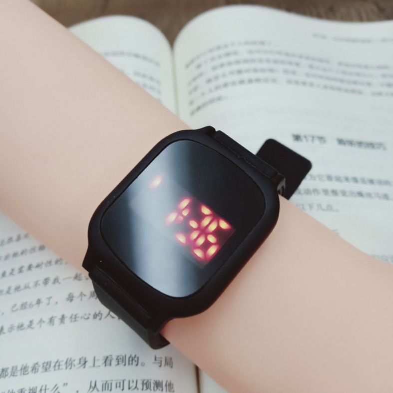 led screen touch watch