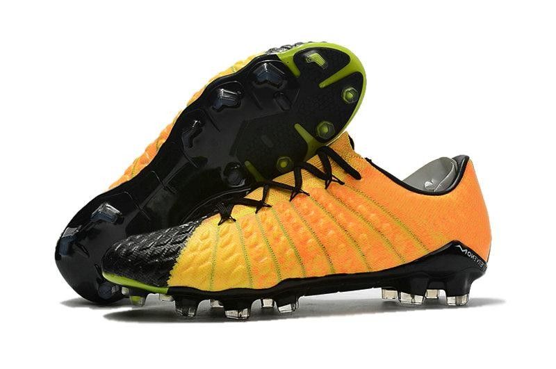 soccer shoes low price