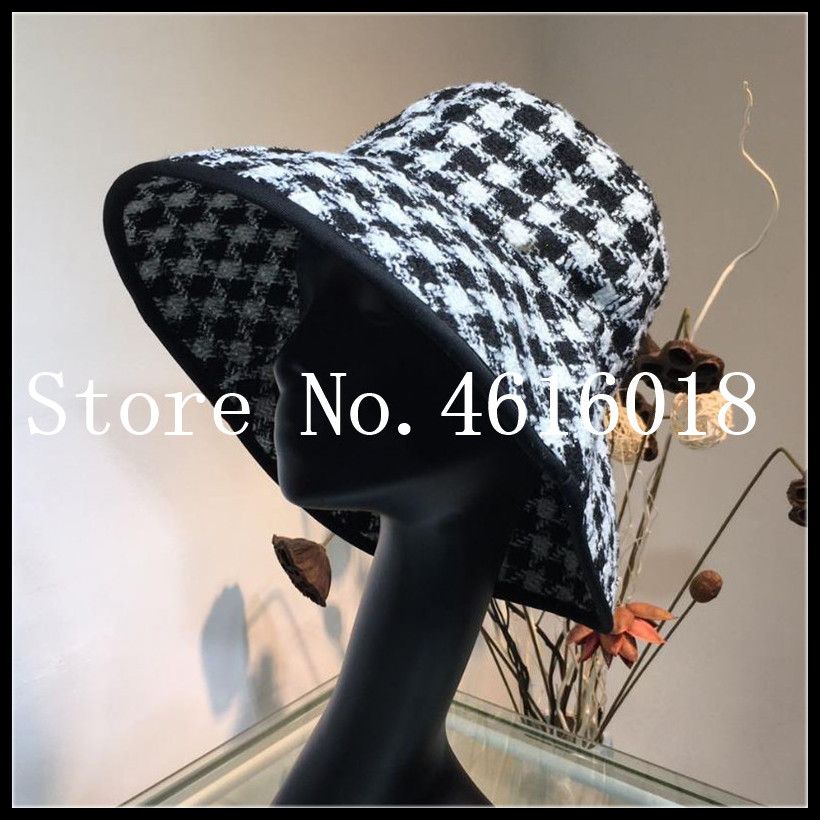 houndstooth bucket hat