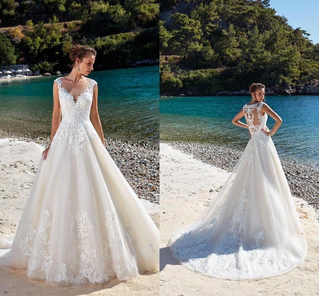 Discount Elegant Lace A Line Summer Beach Wedding Dresses 2019 Sheer Mesh Top Tulle Applique Court Train Wedding Bridal Gowns With Button Bc1310