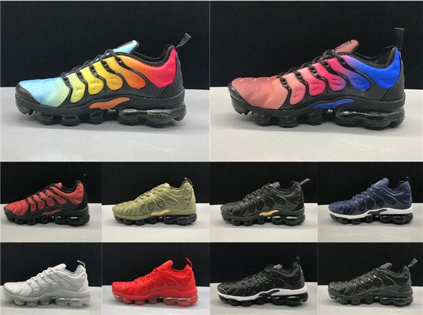 vapormax negras con violeta