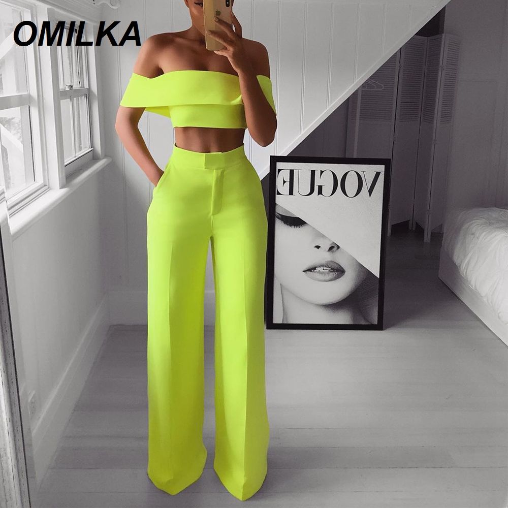 green 2 piece outfit