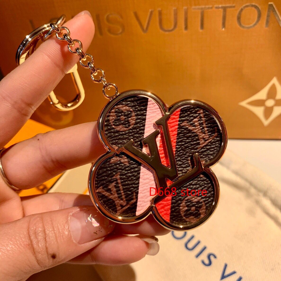 Excelent Quality Luxury Keychains Designer Key Buckle New Fashion