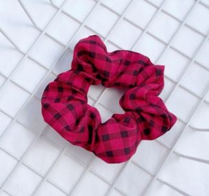 ＃7 Plaid Scrunchiesヘッドバンド