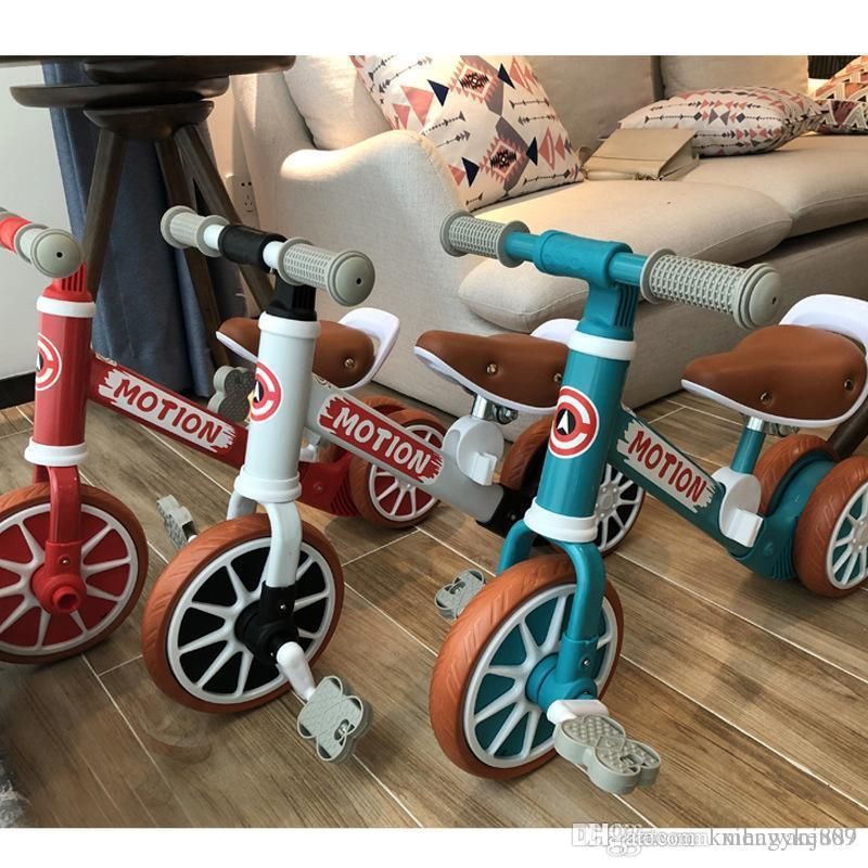 triciclo andador para bebe