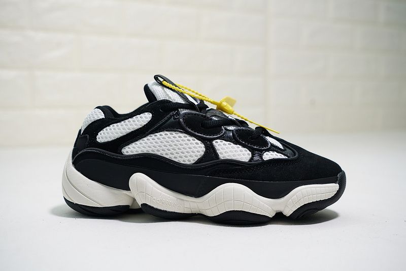 Buy Yeezy 500 Utility Black in 5020 Salzburg for 200 00