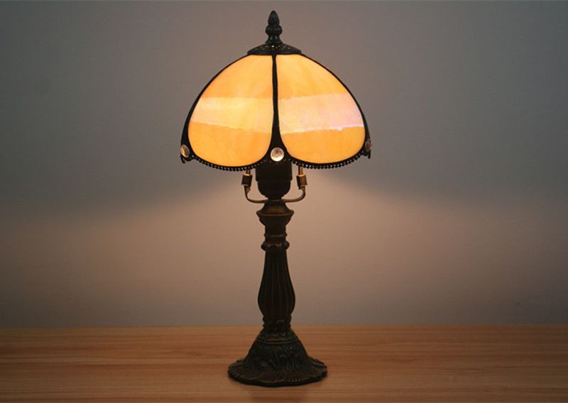 2020 8 Inch American Simple Small Table Lamp Bedroom Stained Glass