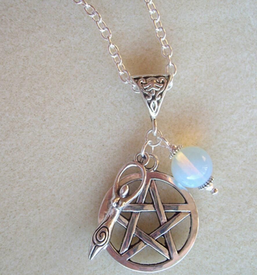 Vintage Silver Pentagram Earth Goddess Moonstone Charms Necklace