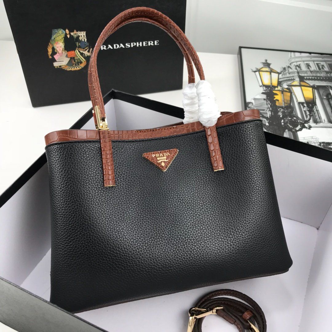 22 tote brand