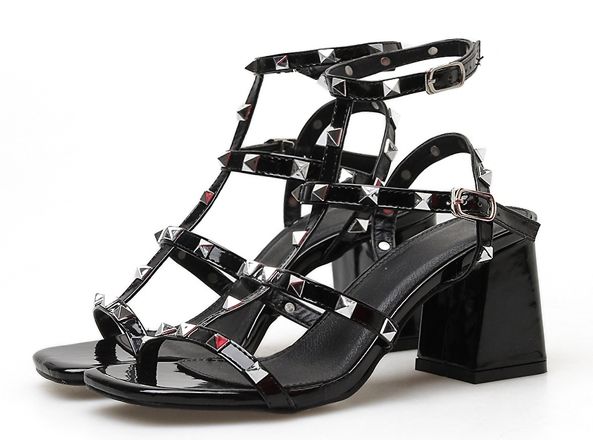 hot summer sandals 2019