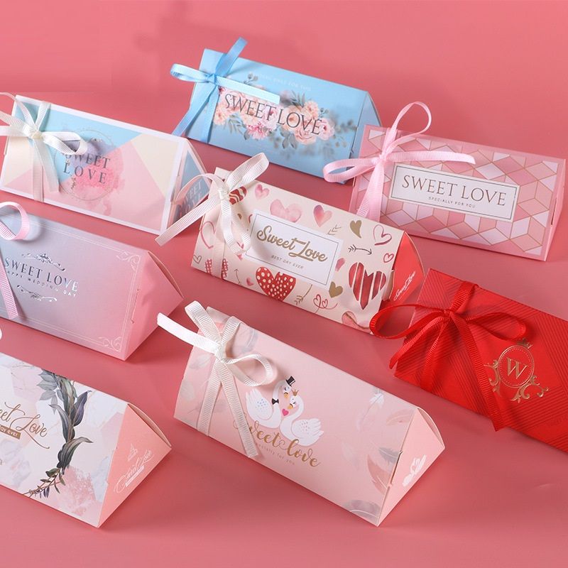 candy triangle box