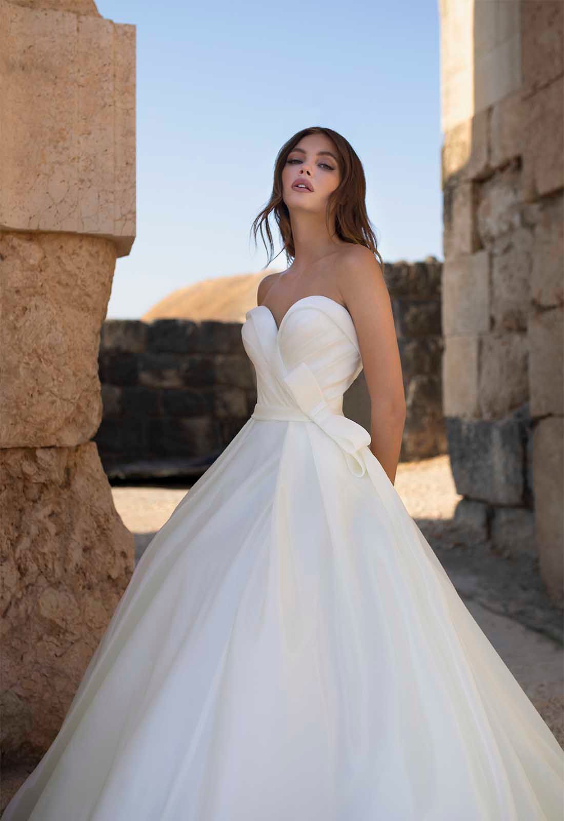 Modest Pnina TORNAI elegante bola vestido de bola cariño sin sin espalda tafetero arco vestidos de novia vestidos de boda trenes de barrido vestidos nupciales