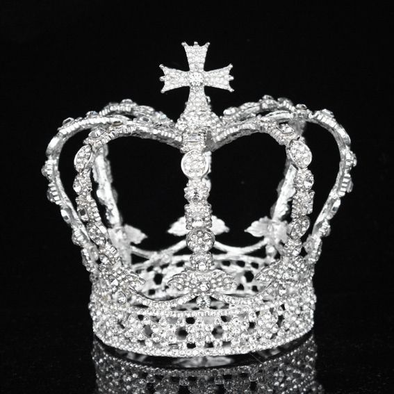 Silver Tiara Crown.