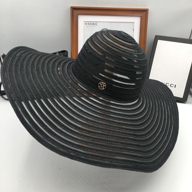 large black beach hat