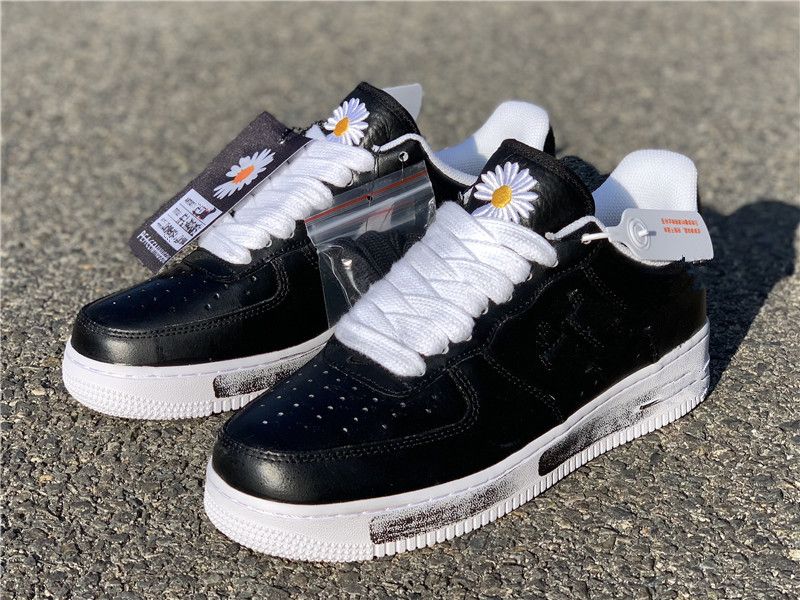 white flower trainers