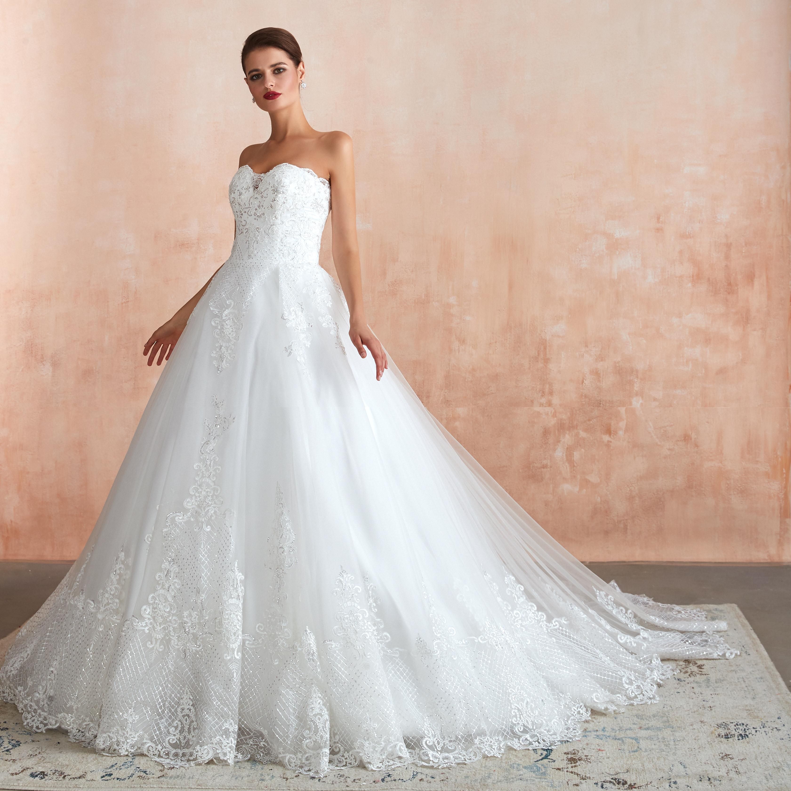 2020 Elegant Cheap White Strapless Wedding Reception Dresses Robe