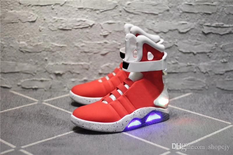 Zapatillas De Deporte Air Mag Zapatillas LED De Marty McFly Regreso Al  Futuro Resplandor En El Gris Oscuro Negro Color Rojo Mag Marty McFlys Con  La Caja Más Caliente 40 Por China5,