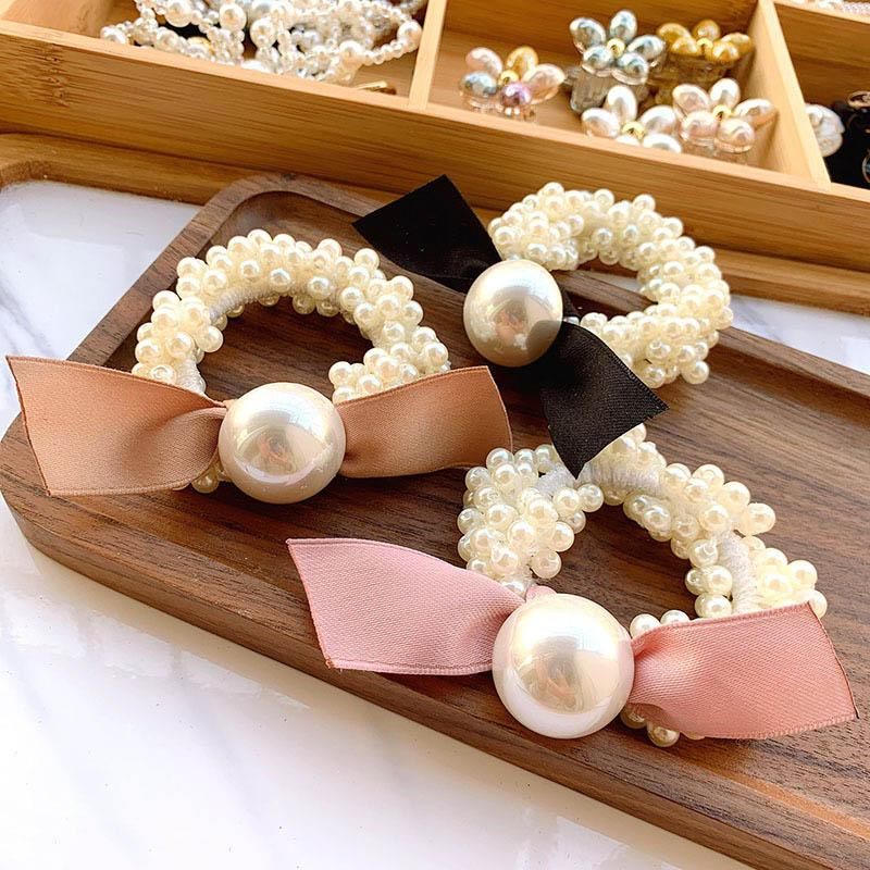 Ins Pearl Women Designer Hair Scrunchies Fashion Boutique Girls Hairbands Princess Scrunchies Hair Accessories For Women Hairbands From Kidsmaternity 2 2 Dhgate Com