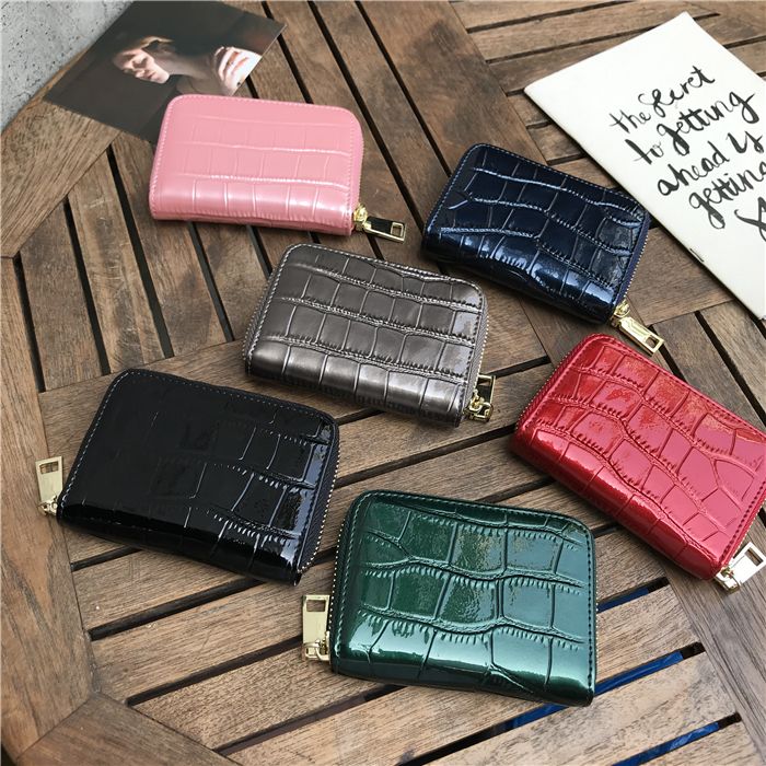 accessorize small purse