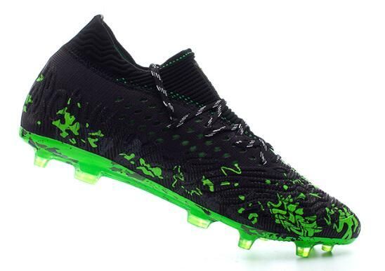 soccer cleats outlet
