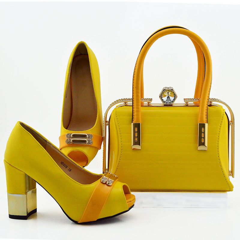 Charming Yellow Women Cover Shoes Match Bag Set With Crystal African