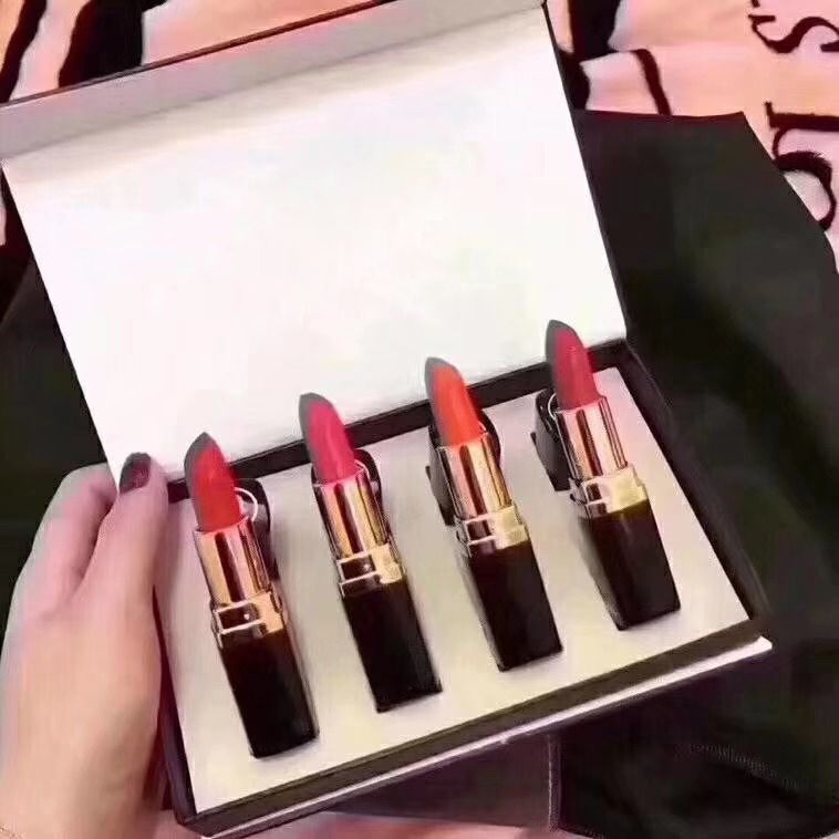 Luxury Makeup Lipsticks Set Long Lasting Waterproof Lipstick Set With