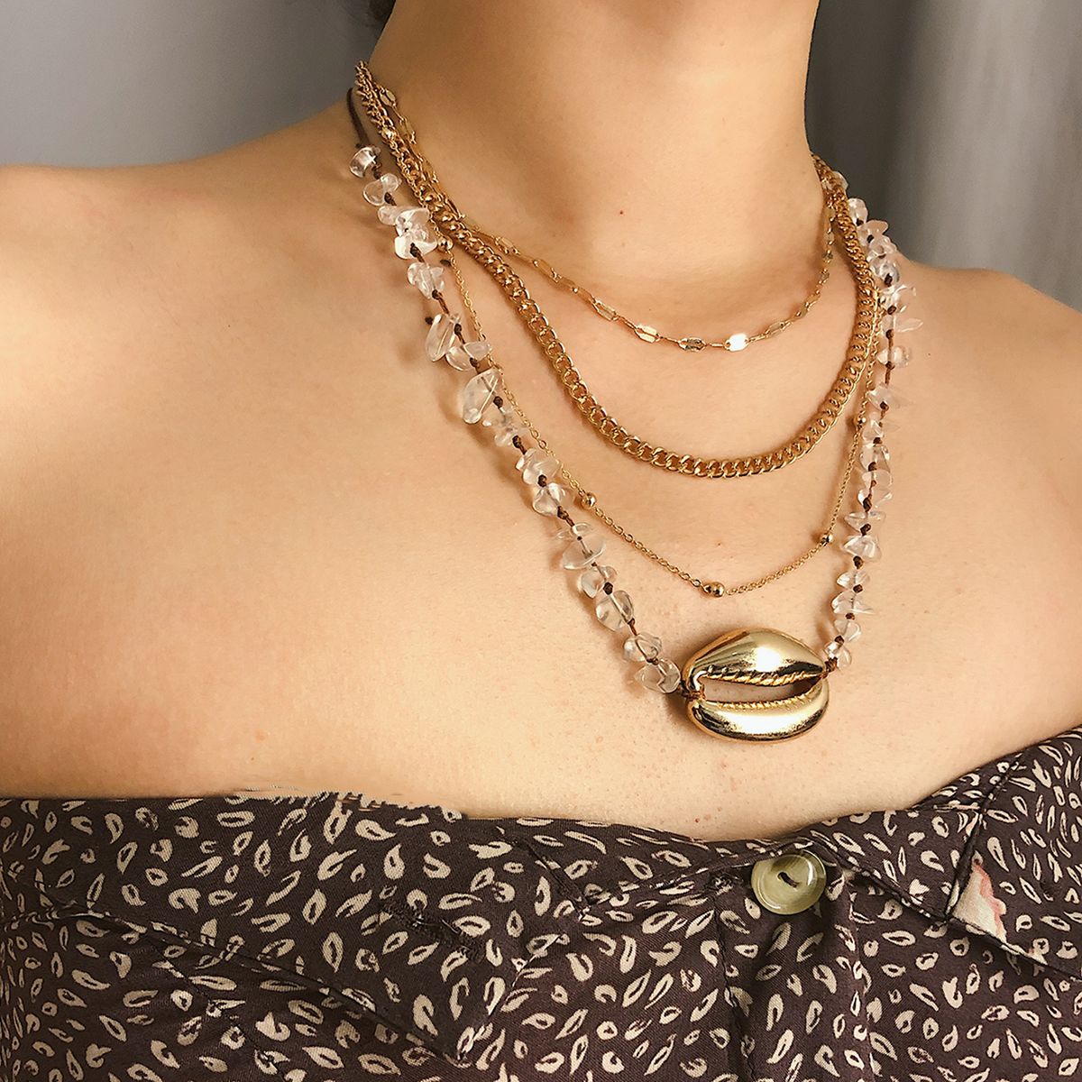big shell necklace