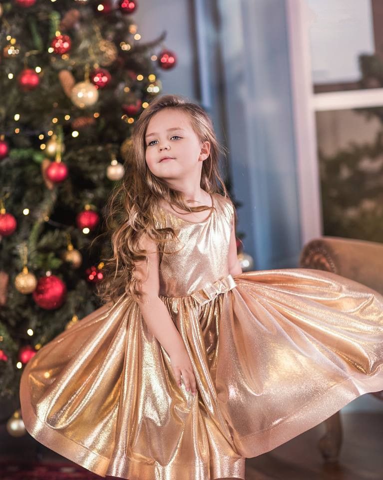 Una Sposa Per Natale.Acquista Una Linea Lace Oro Principessa Di Natale Prima Comunione Abiti Da Sposa La Cerimonia Bambini 2019 Little Girl Pageant Abiti A 55 05 Dal Hellobuyerh Dhgate Com