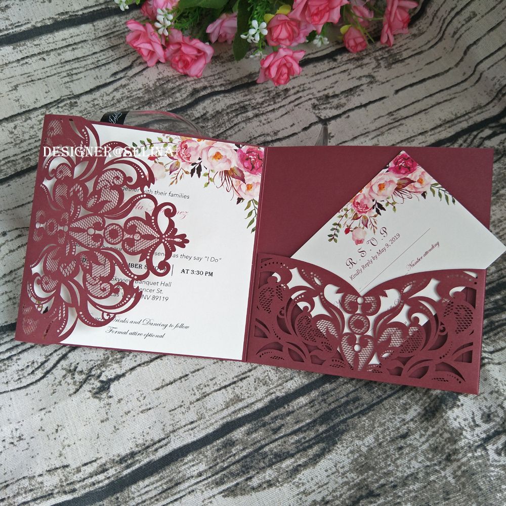 Bästa Gorgeous Burgundy Shimmer Square Laser Cut Bröllop Inbjudan 